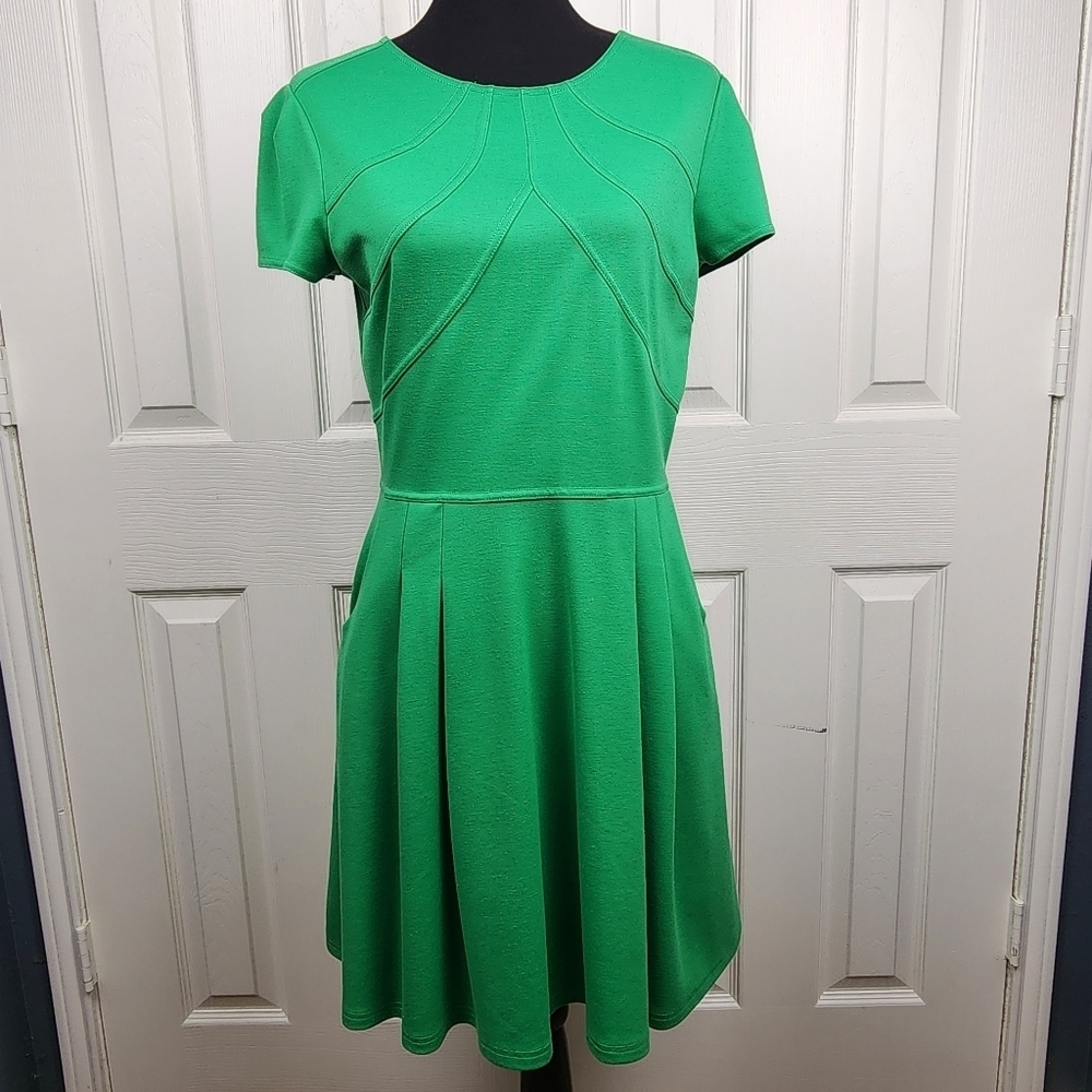 Gianni Bini Vibrant Green Skater Fit and Flare Dress Size M